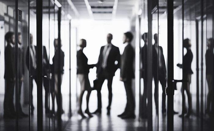 Коммерческие факторы ранжирования: как заставить Google и Яндекс «поверить» в ваш магазин